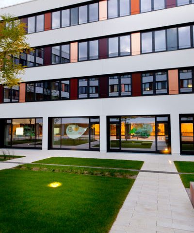 80010028_1207_suny_0626